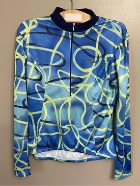 SHEBEEST women’s Medium Long Sleeve Cycling Jersey with Pockets made in USA